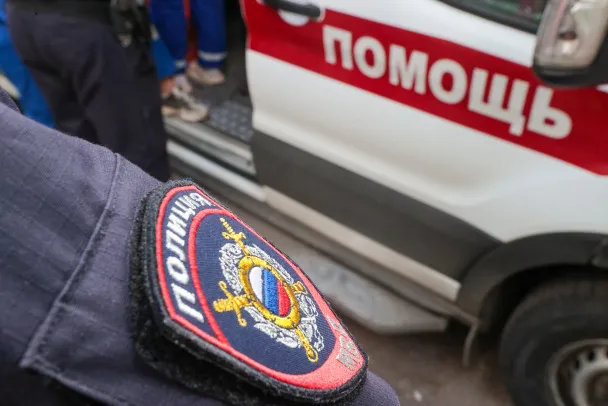 В Шушарах водитель «Газа» задавил пешехода у магазина