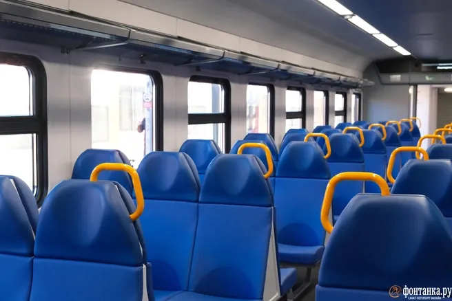 В Петербурге с 25 октября изменится расписание электричек